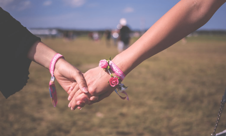 kind boost your happiness, how to boost your happiness, instant happiness boosts
